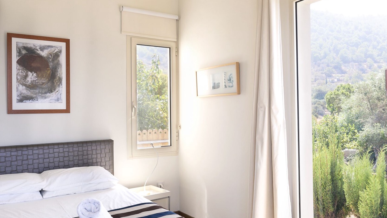 Photo of Bedroom in Pomos