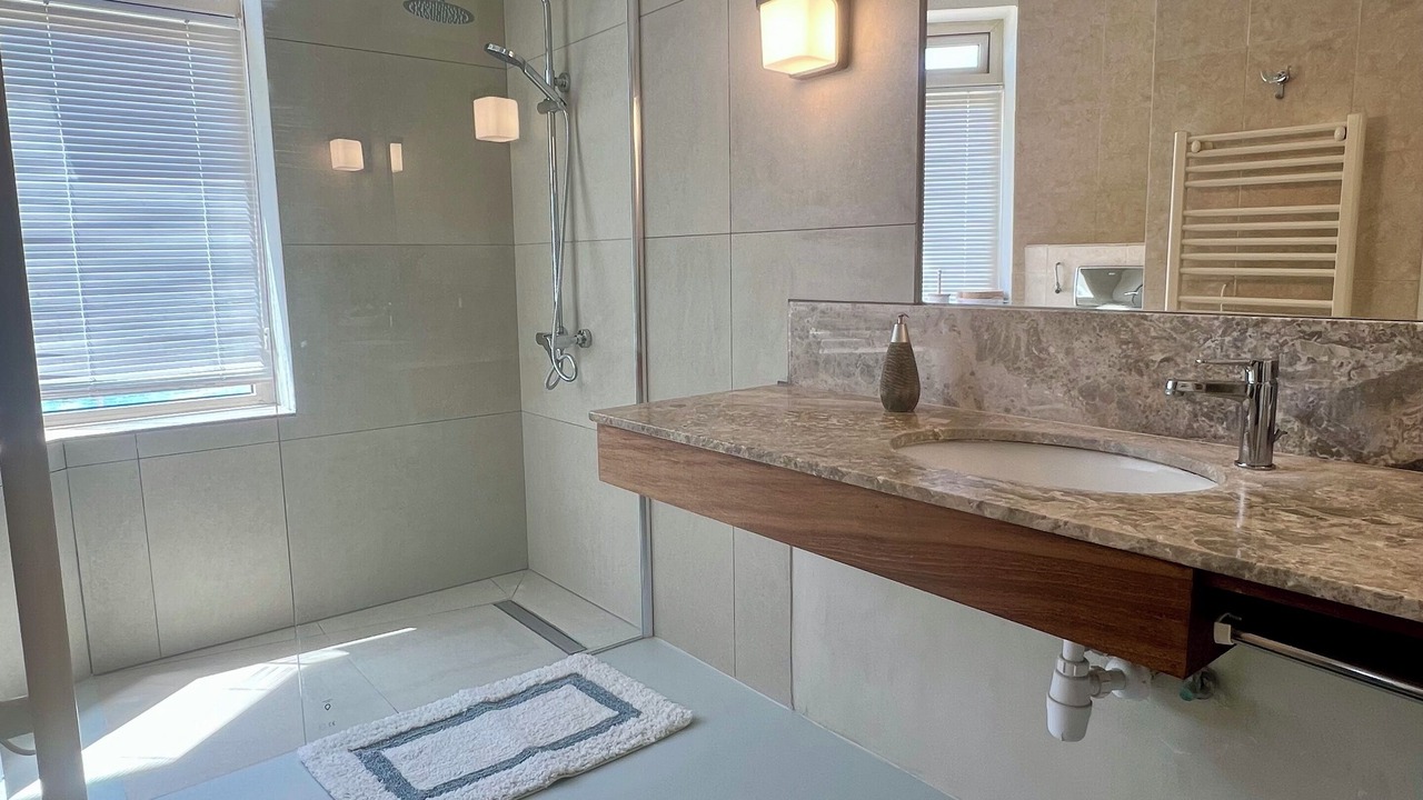 Photo of Bathroom in Pomos