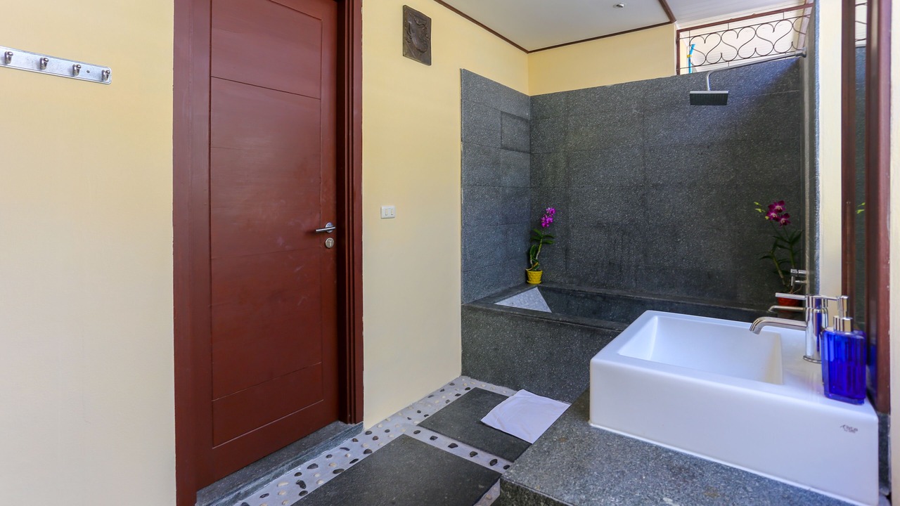 Photo of Bathroom in Lipa Noi