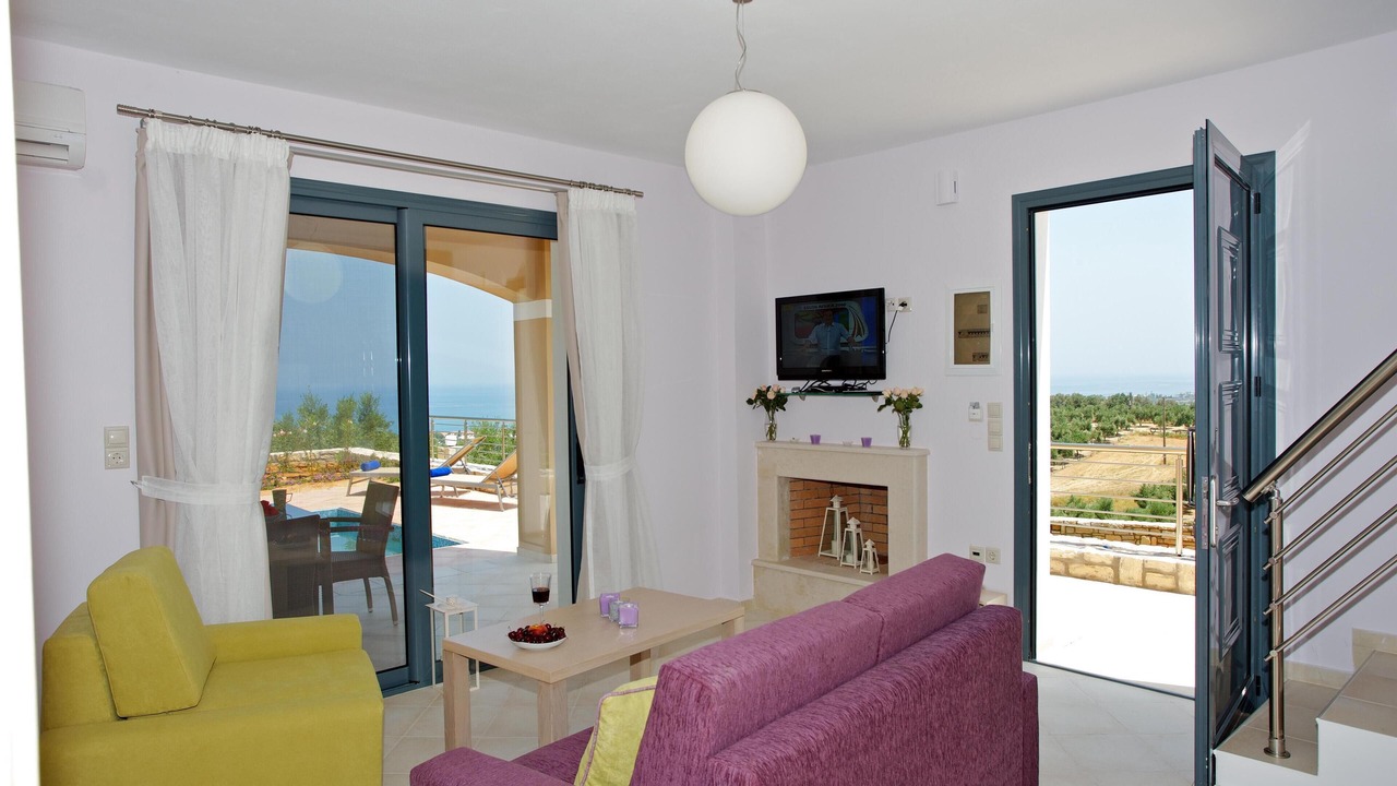 Photo of Livingroom in Adelianos Kampos