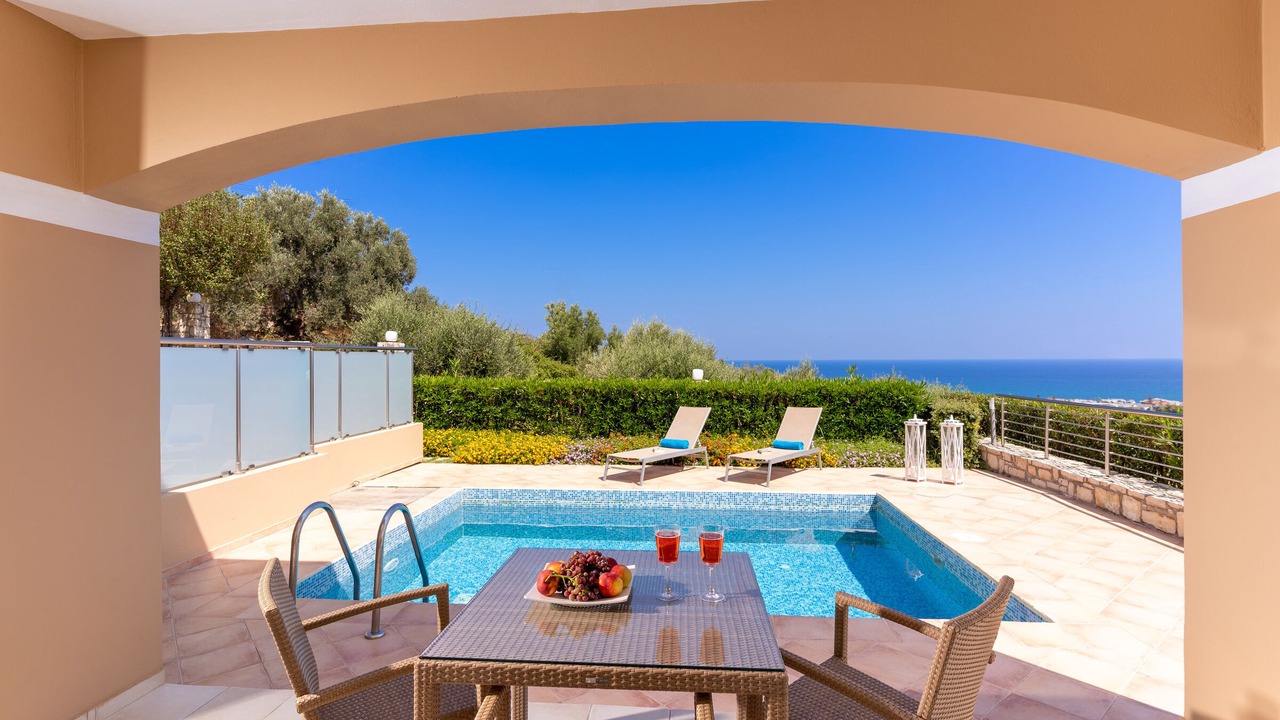 Photo of Outdoor in Adelianos Kampos