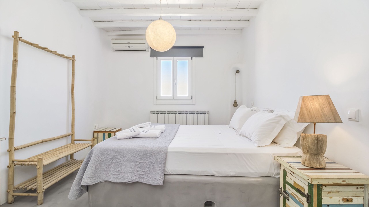 Photo of Bedroom in Faros Armenistis