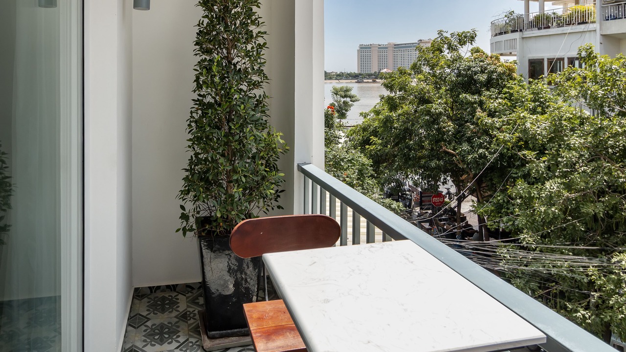 Photo of Patio Balcony in Daun Penh