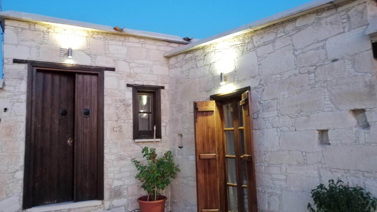 Photo of Patio Balcony in Lympia