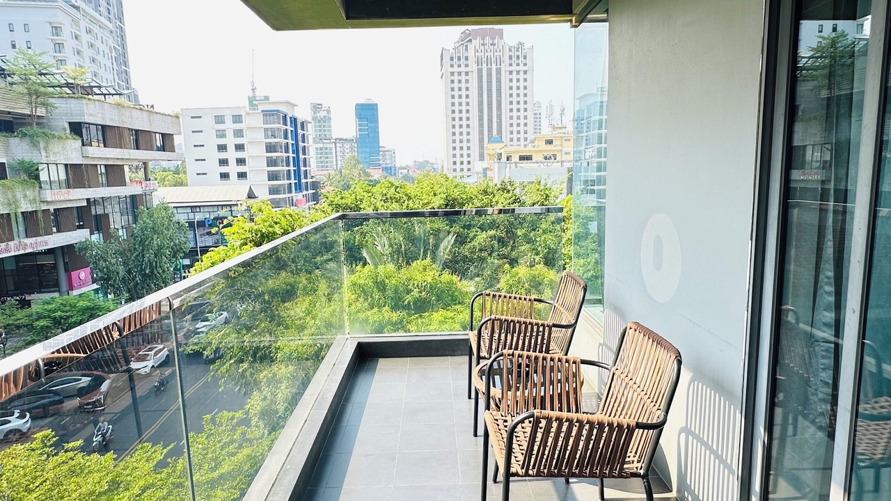 Photo of Patio Balcony in Chamkar Mon