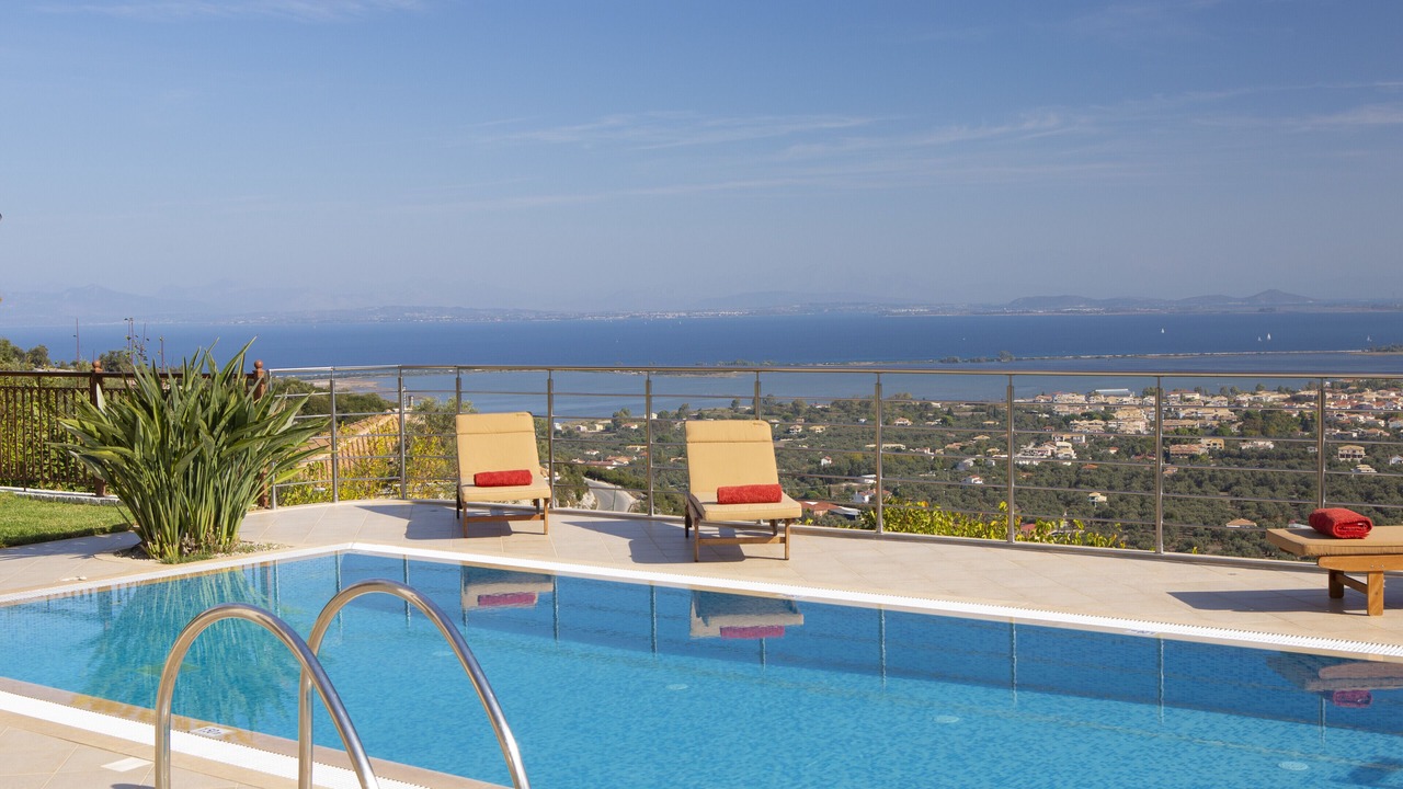 Photo of Outdoor in Apolpaina