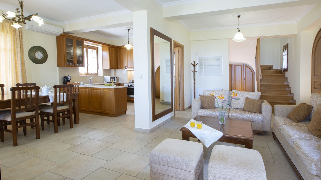 Photo of Livingroom in Apolpaina