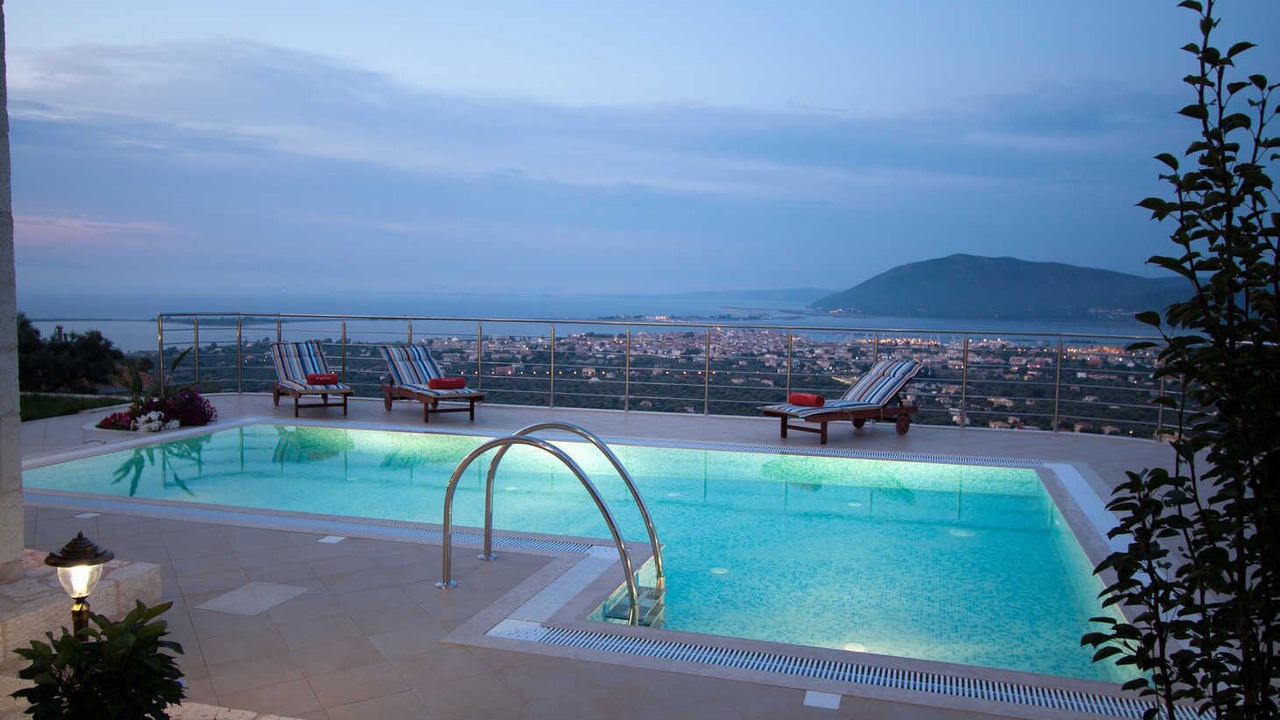Photo of Outdoor in Apolpaina