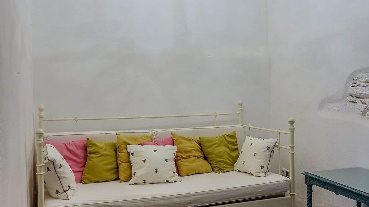 Photo of Livingroom in Andros Town