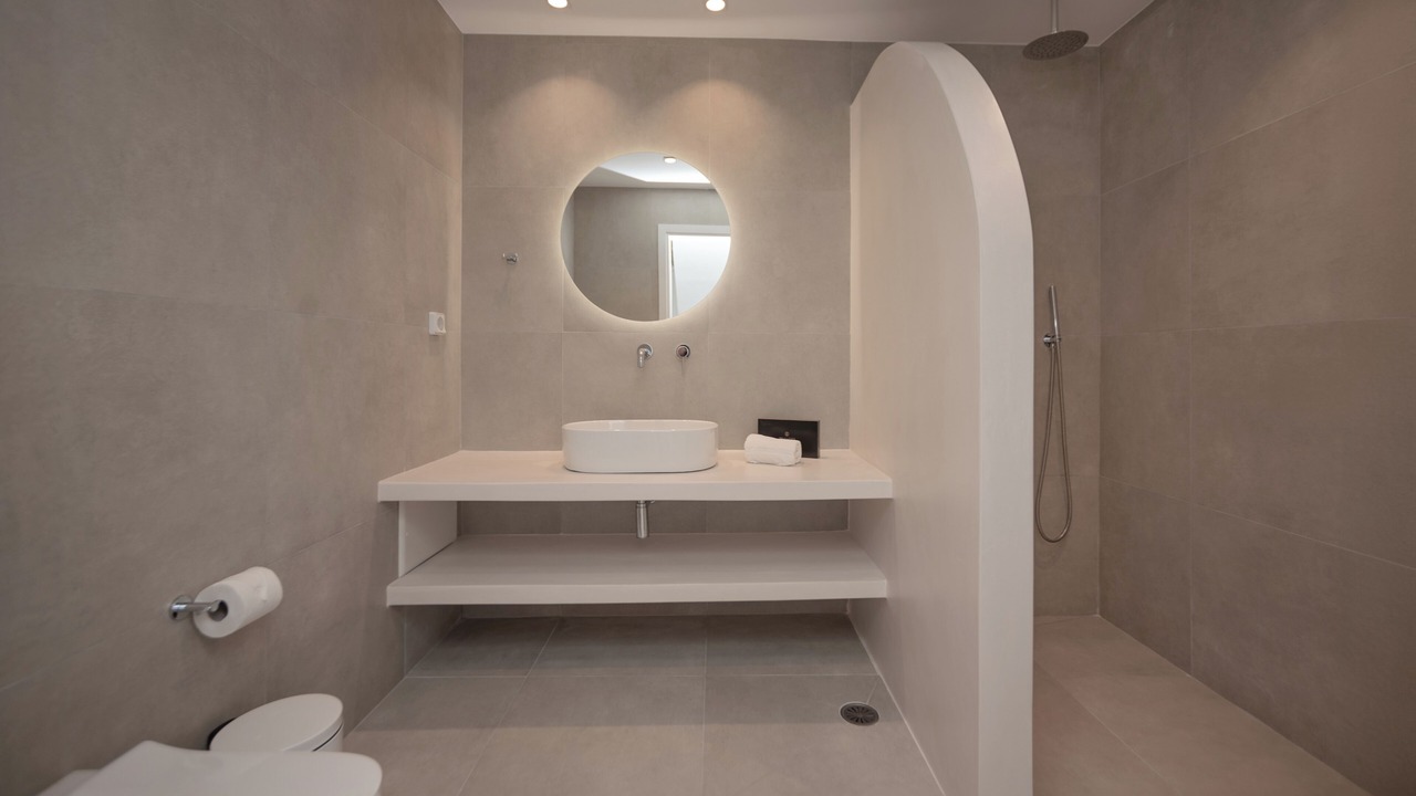 Photo of Bathroom in Maragas