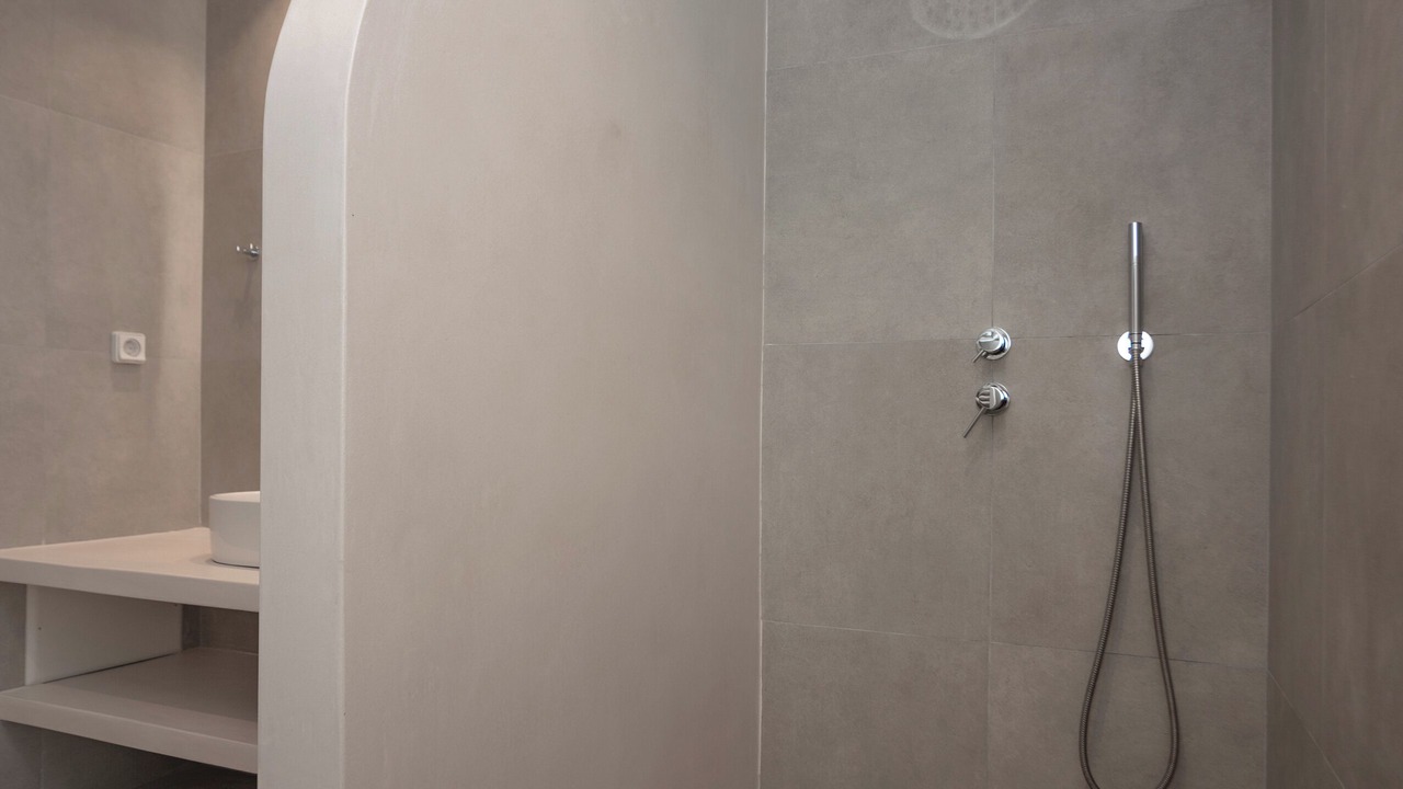 Photo of Bathroom in Maragas