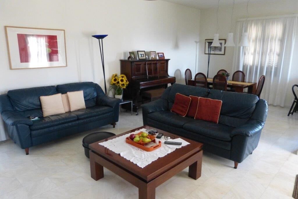 Photo of Livingroom in Skalani