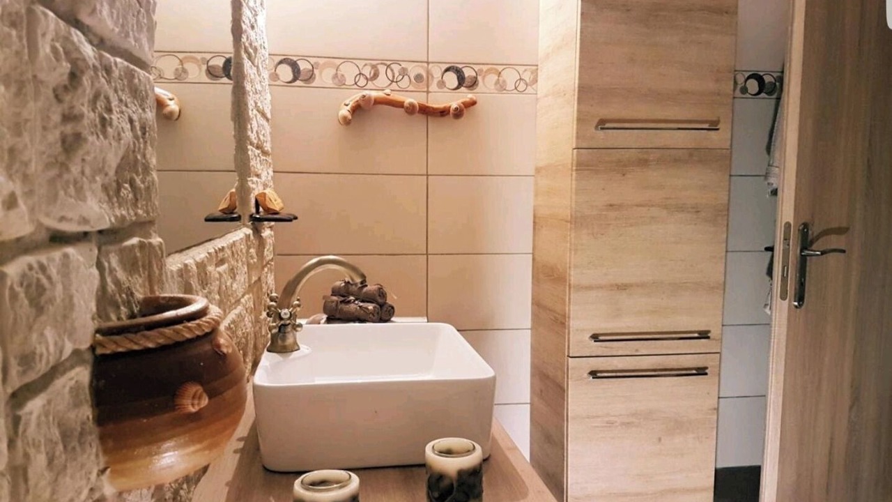 Photo of Bathroom in Vlicho