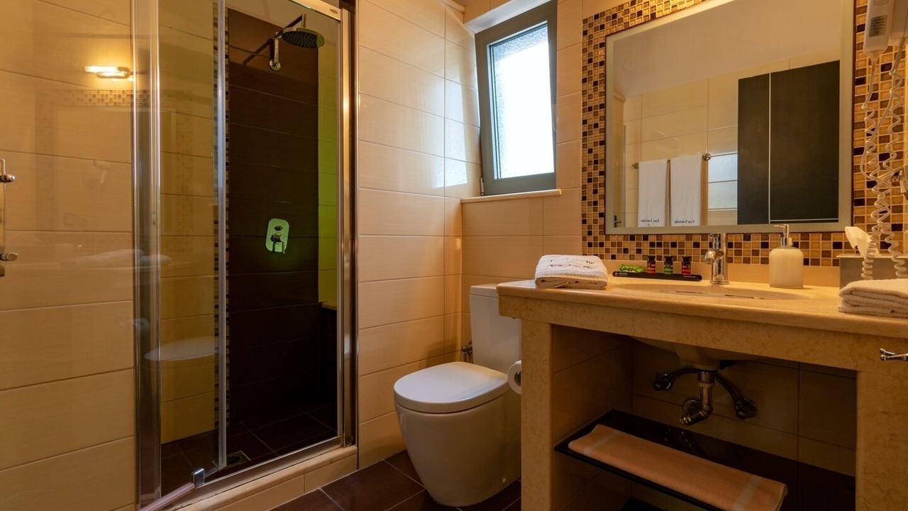 Photo of Bathroom in Notos