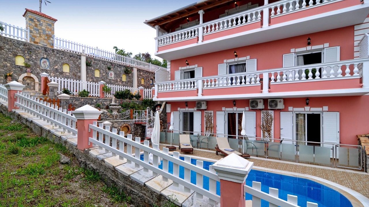Photo of Outdoor in Agios Georgios Pagon