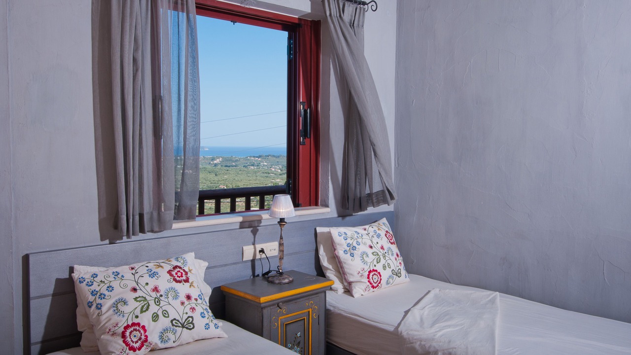 Photo of Bedroom in Romirion