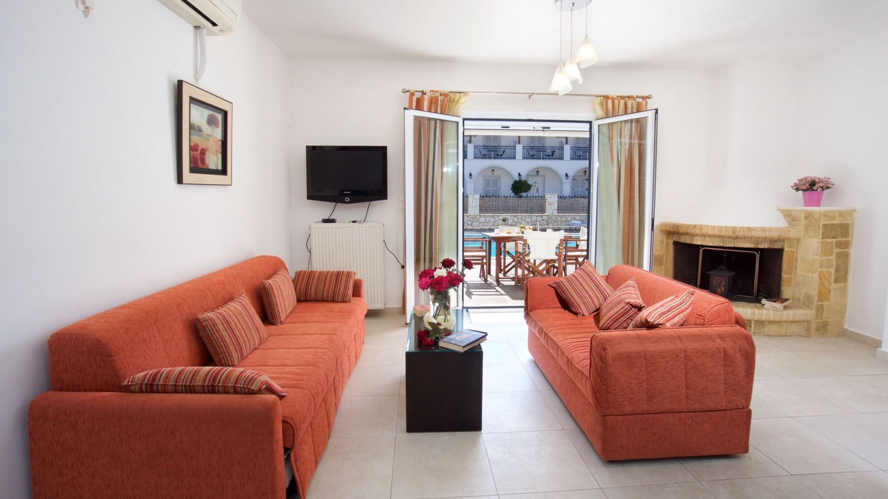 Photo of Livingroom in Karavomylos