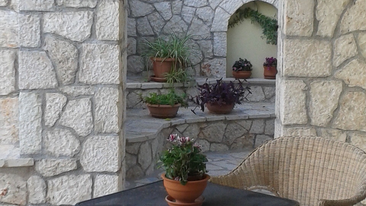 Photo of Patio Balcony in Geni