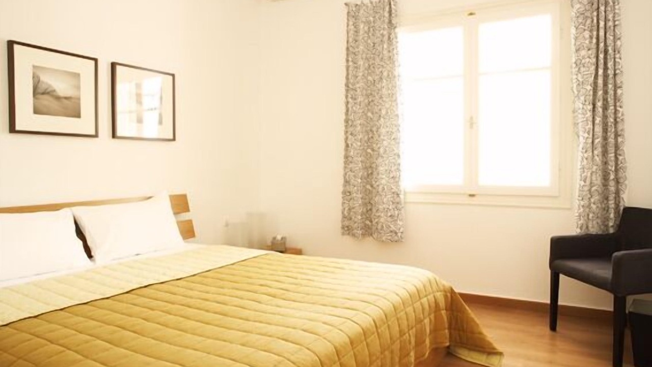 Photo of Bedroom in Adamas