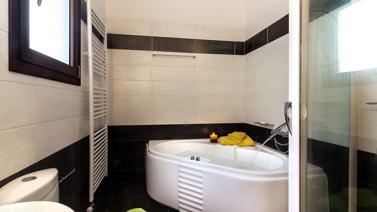Photo of Bathroom in Kato Pavliana