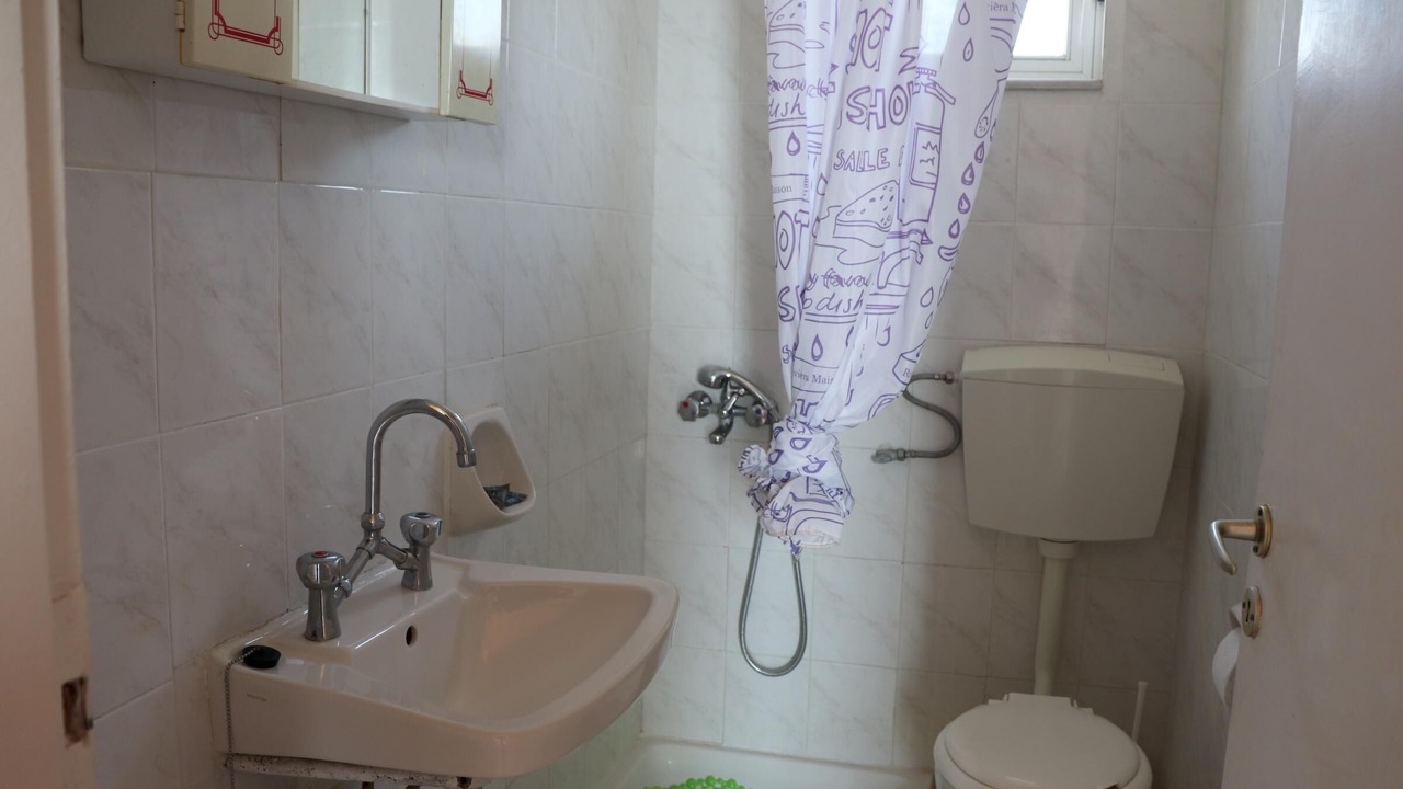 Photo of Bathroom in Kompi