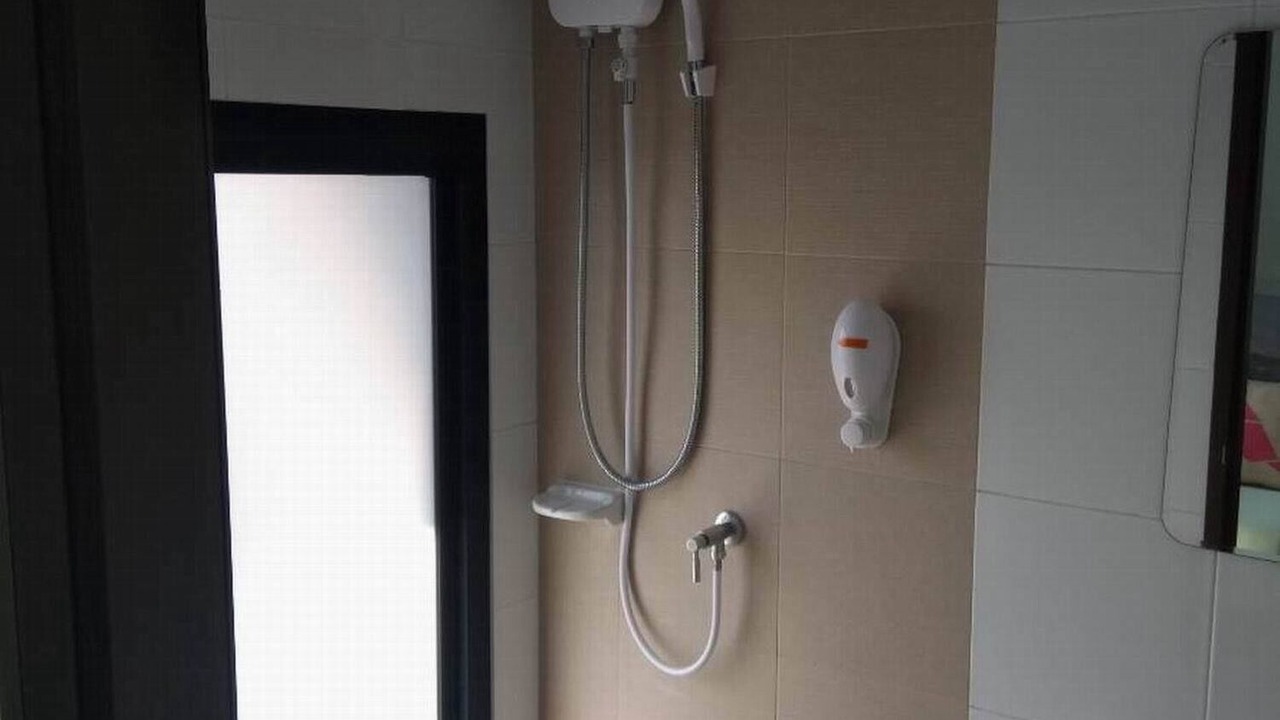 Photo of Bathroom in Thung Khru