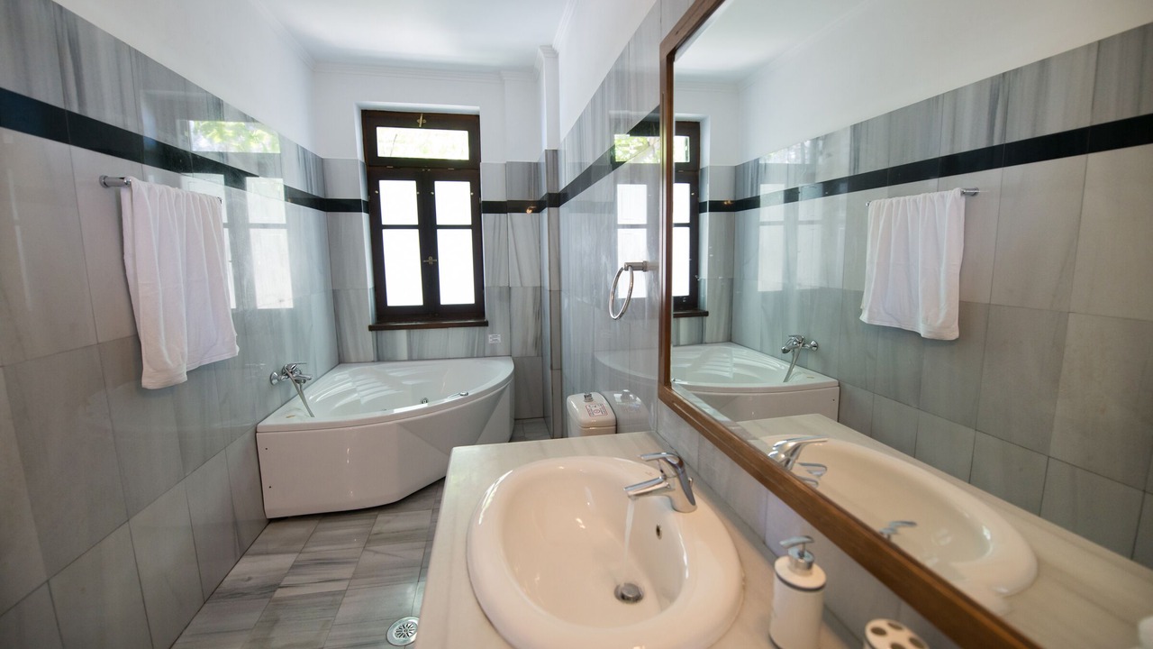 Photo of Bathroom in Agios Nikitas