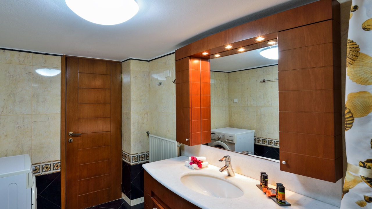 Photo of Bathroom in Maleme