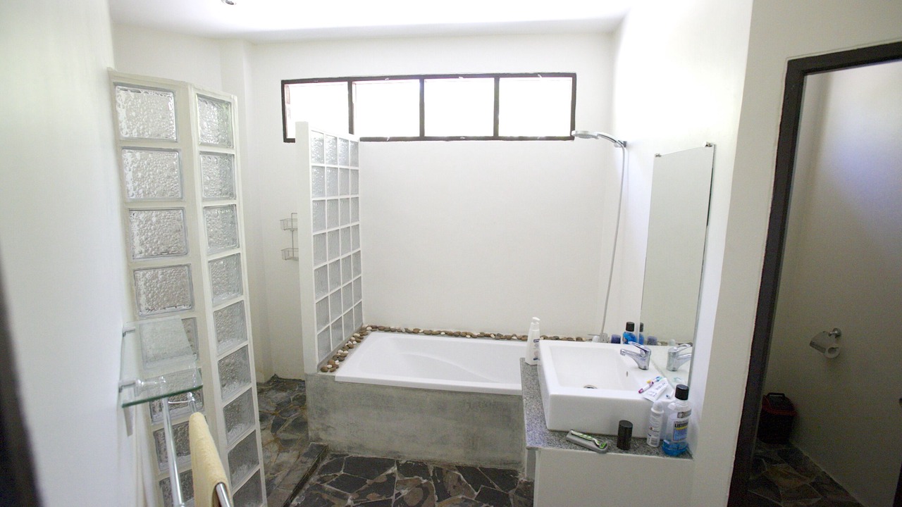 Photo of Bathroom in Ko Pha-ngan