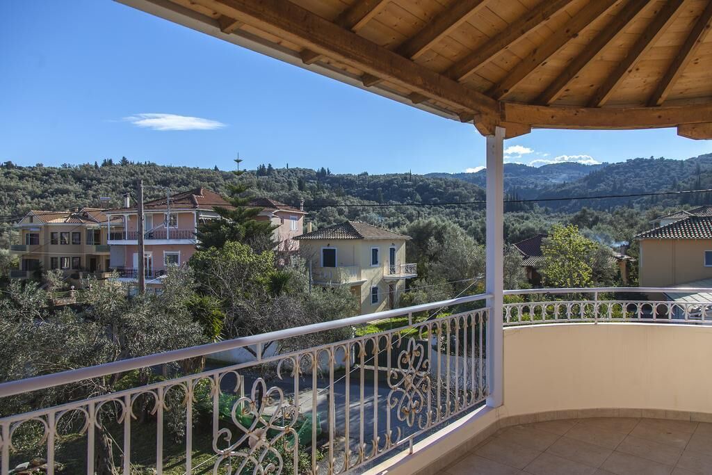 Photo of Outdoor in Apolpaina