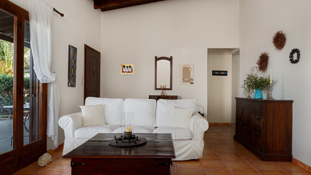 Photo of Livingroom in Vagia