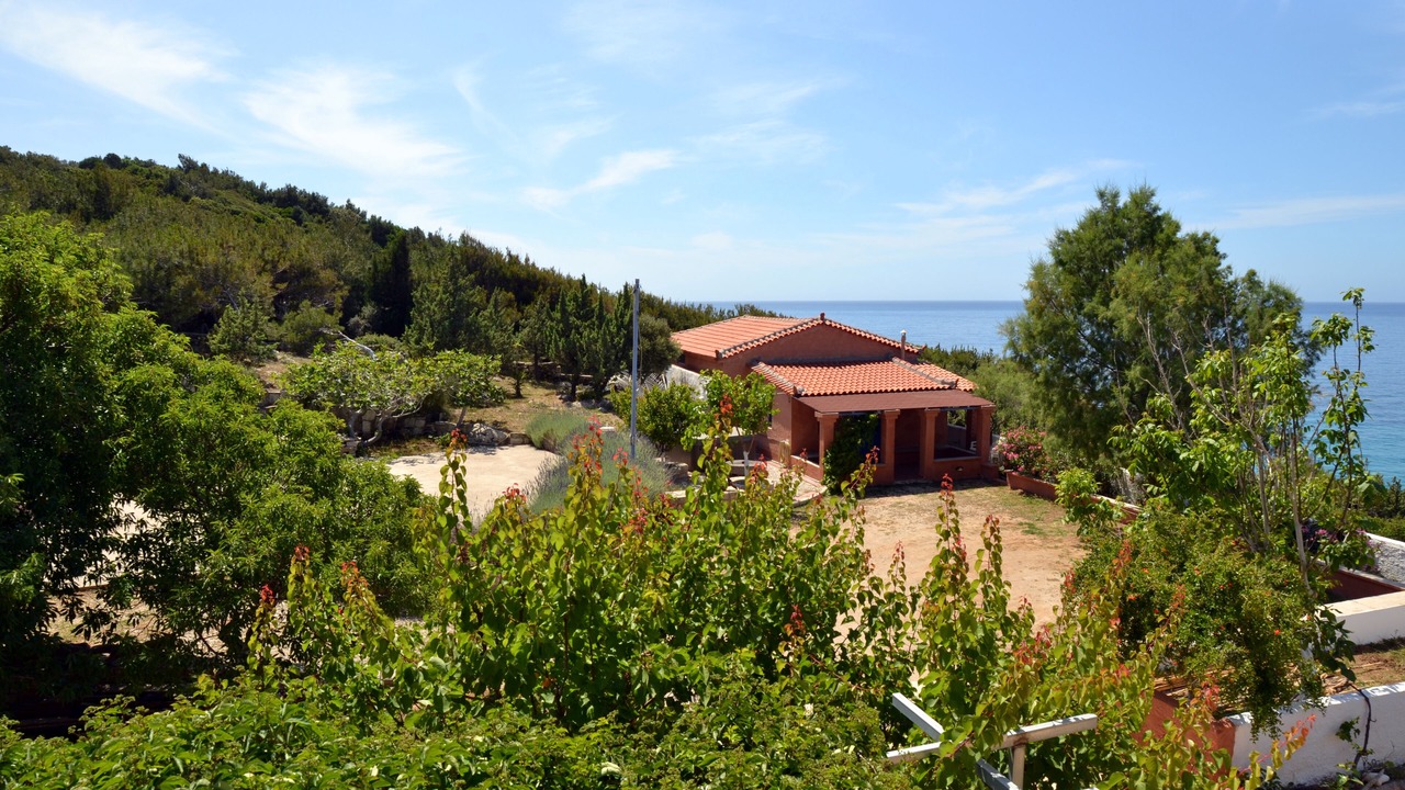 Photo of Outdoor in Karlovassi
