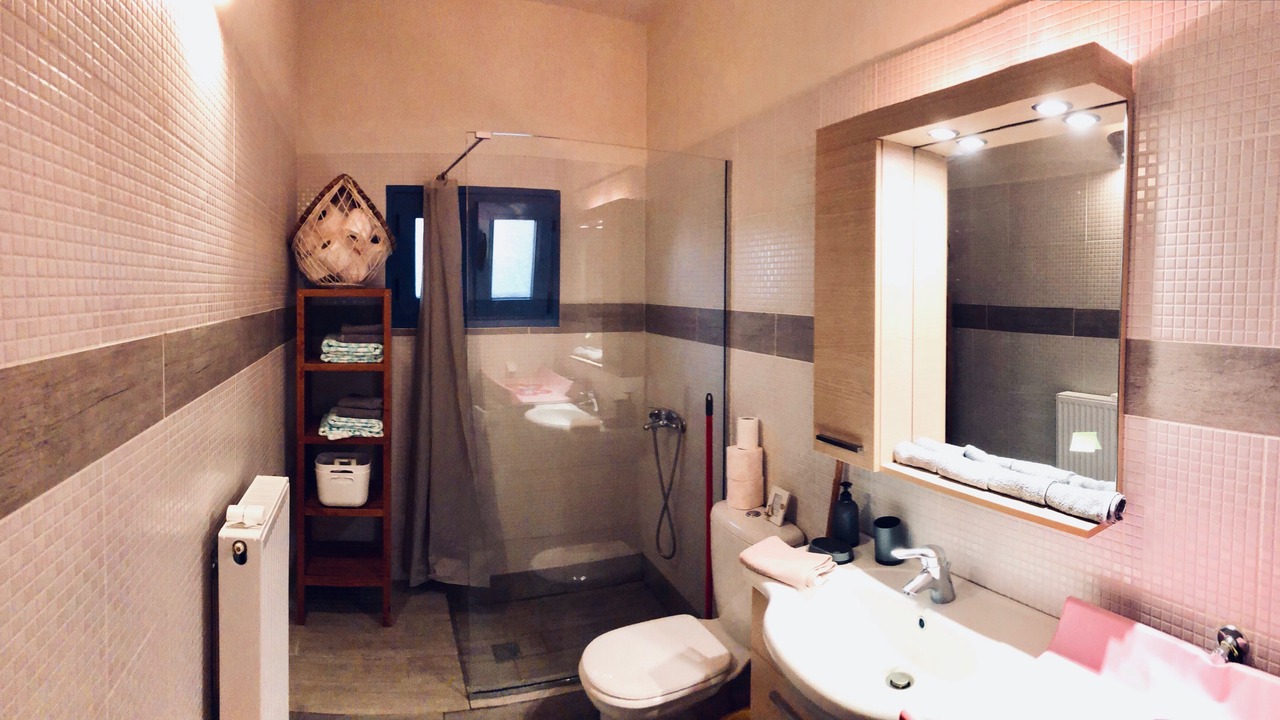 Photo of Bathroom in Vagia