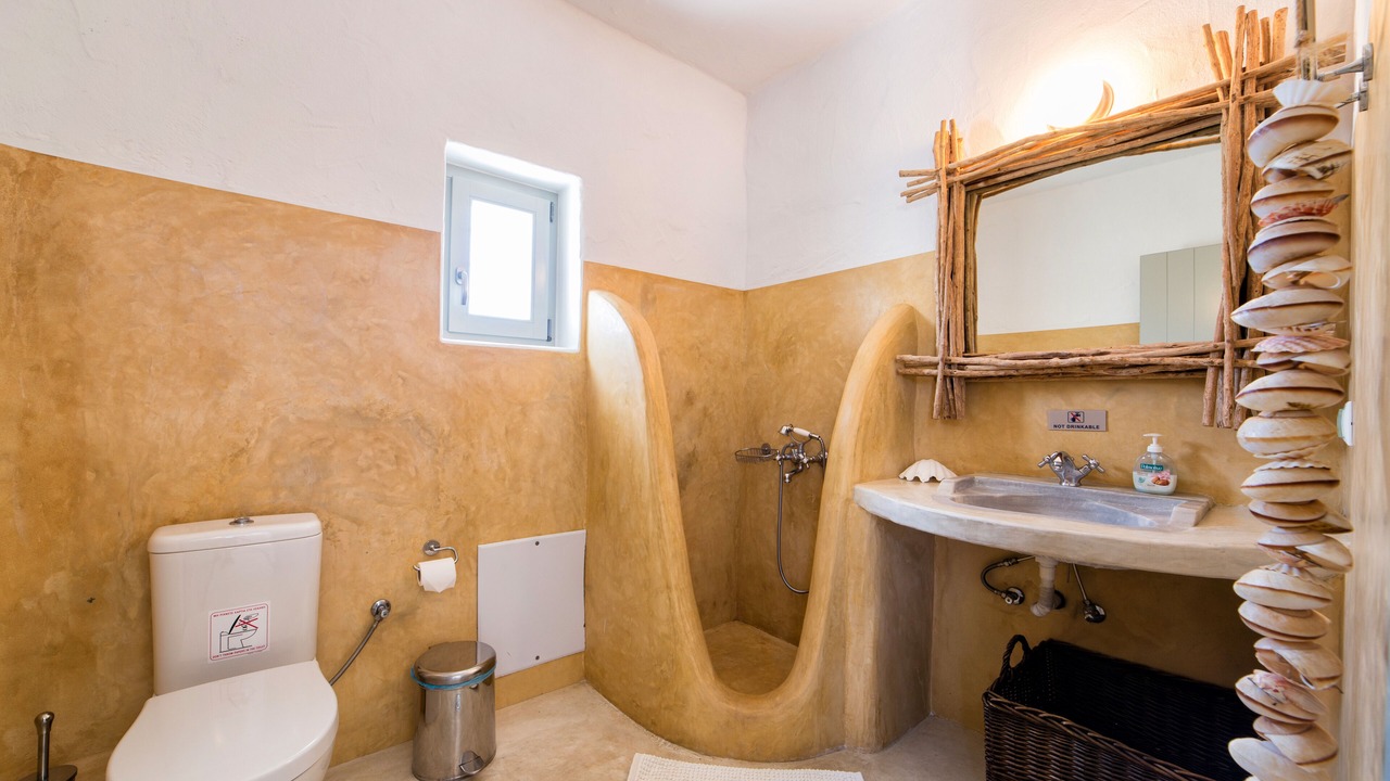 Photo of Bathroom in Naousa