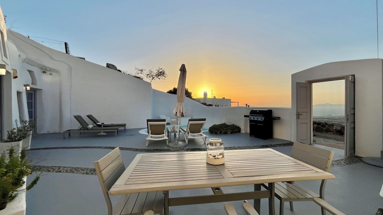 Photo of Outdoor in Fira