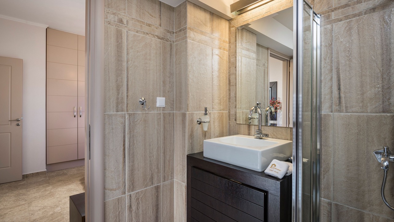 Photo of Bathroom in Dempla