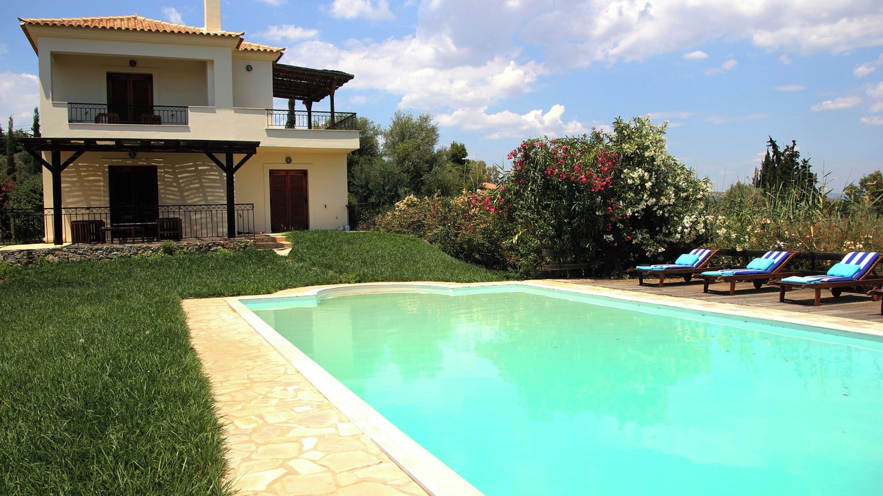 Photo of Outdoor in Petrothalassa