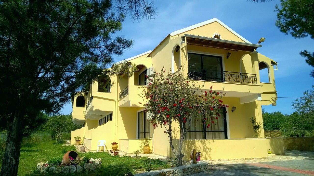 Photo of Outdoor in Melikia
