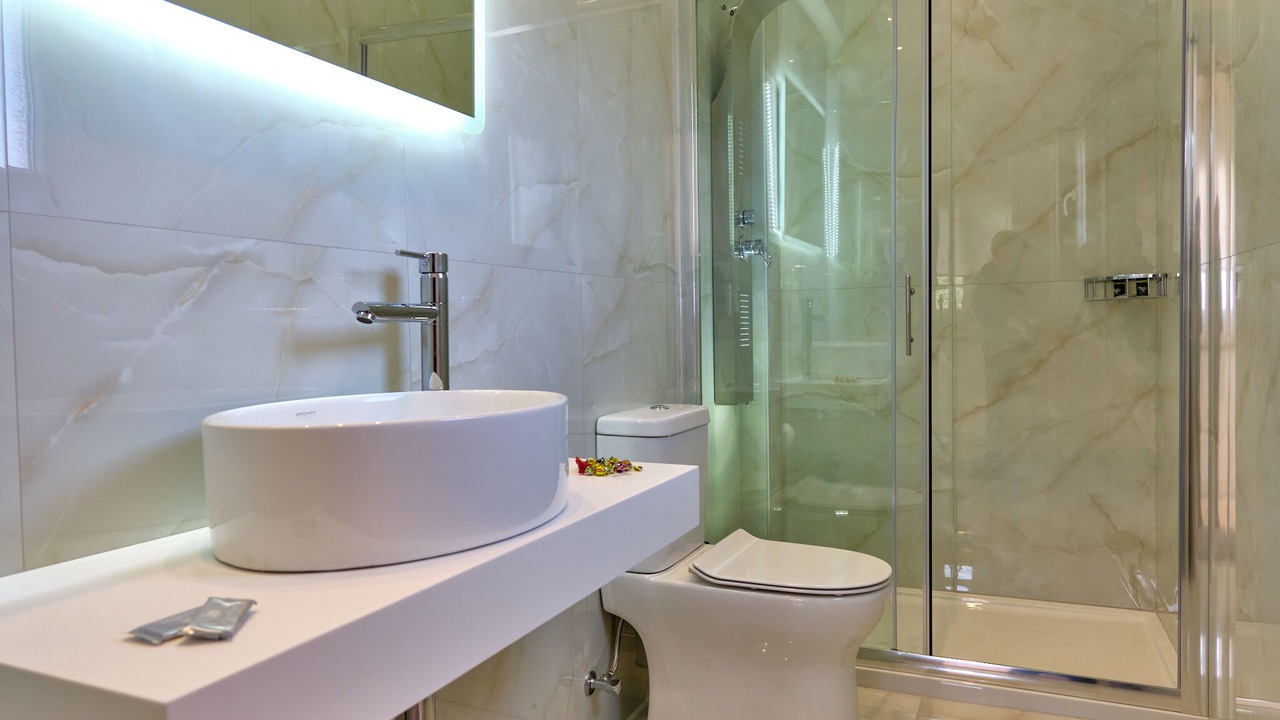 Photo of Bathroom in Agios Georgios Pagon