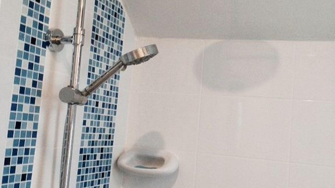 Photo of Bathroom in Siray