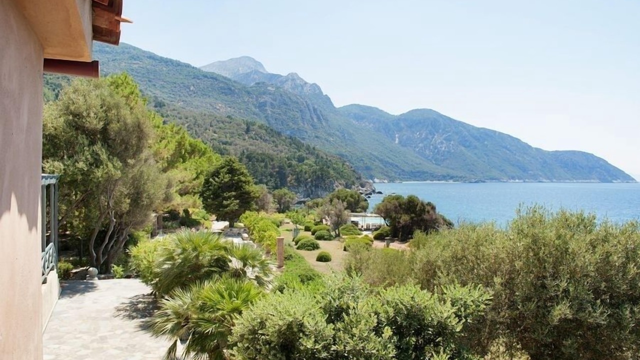 Photo of Outdoor in Karlovassi