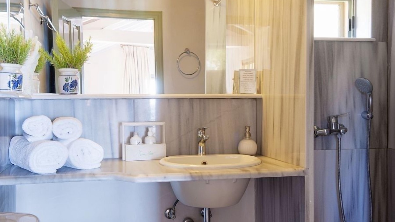 Photo of Bathroom in Karlovassi