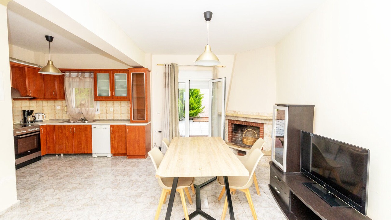 Photo of Bedroom in Nea Skioni