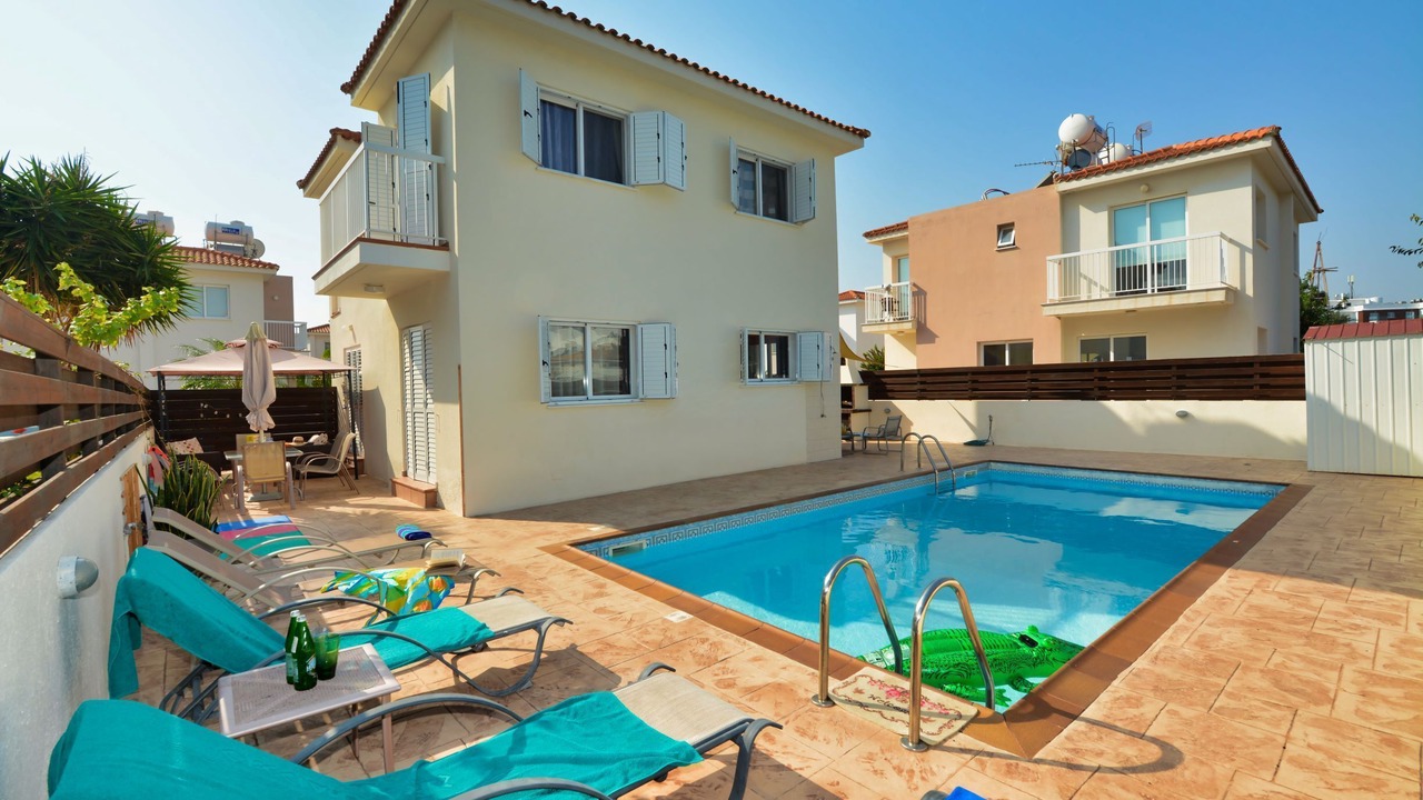 Photo of Outdoor in Pernera