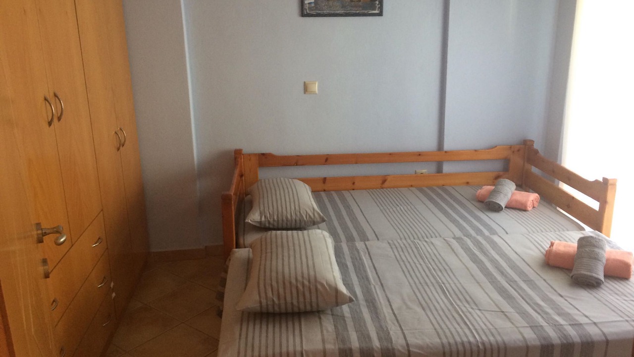 Photo of Bedroom in Golden Beach