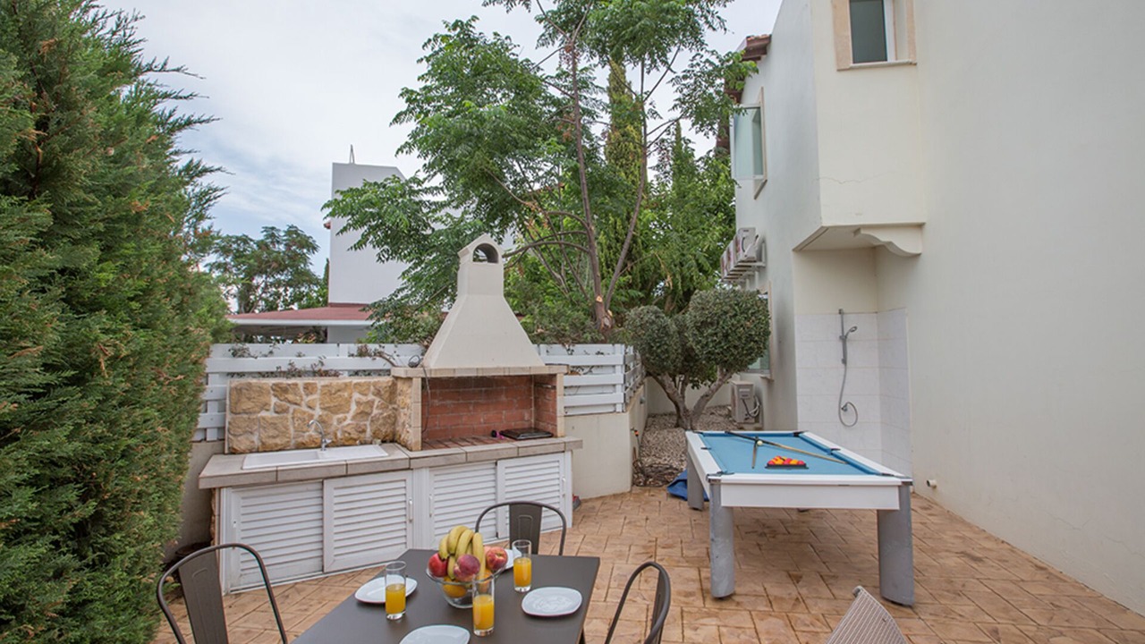 Photo of Outdoor in Pernera