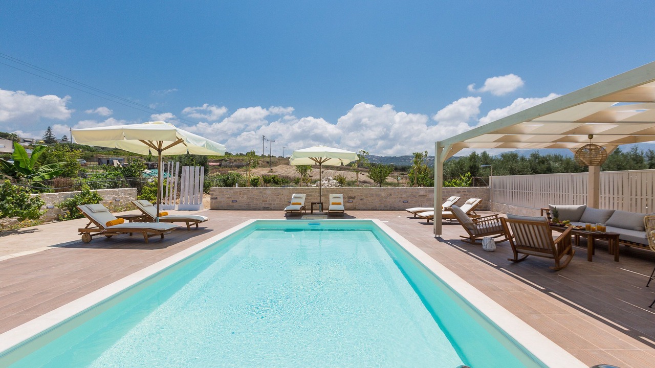Photo of Outdoor in Adelianos Kampos