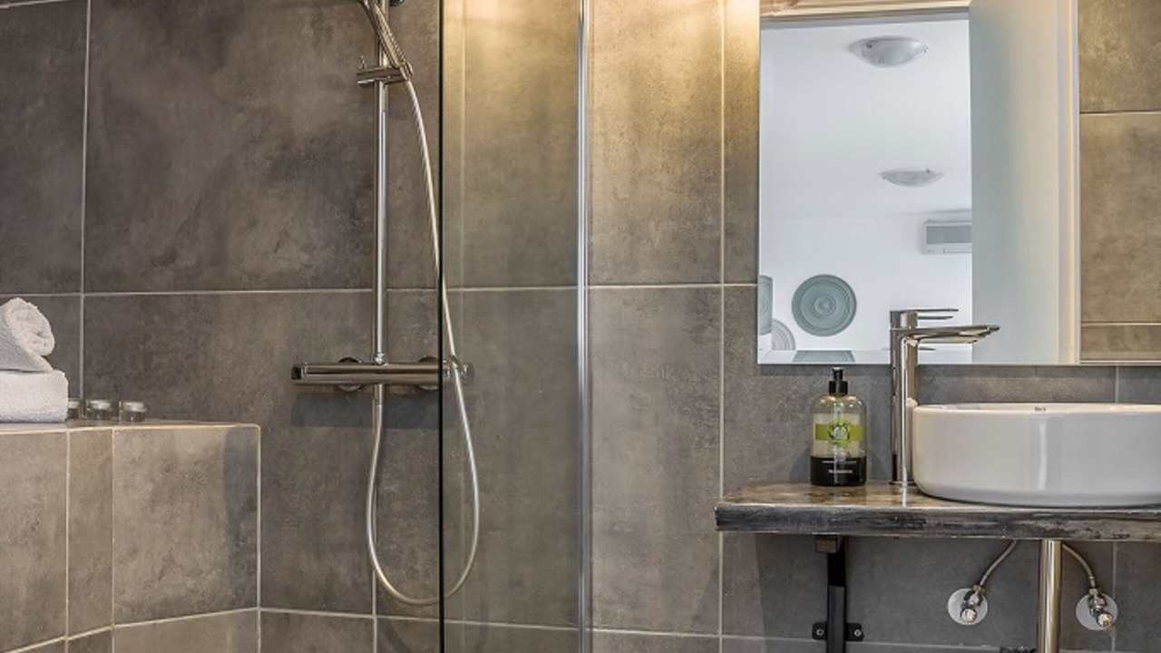 Photo of Bathroom in Lassi