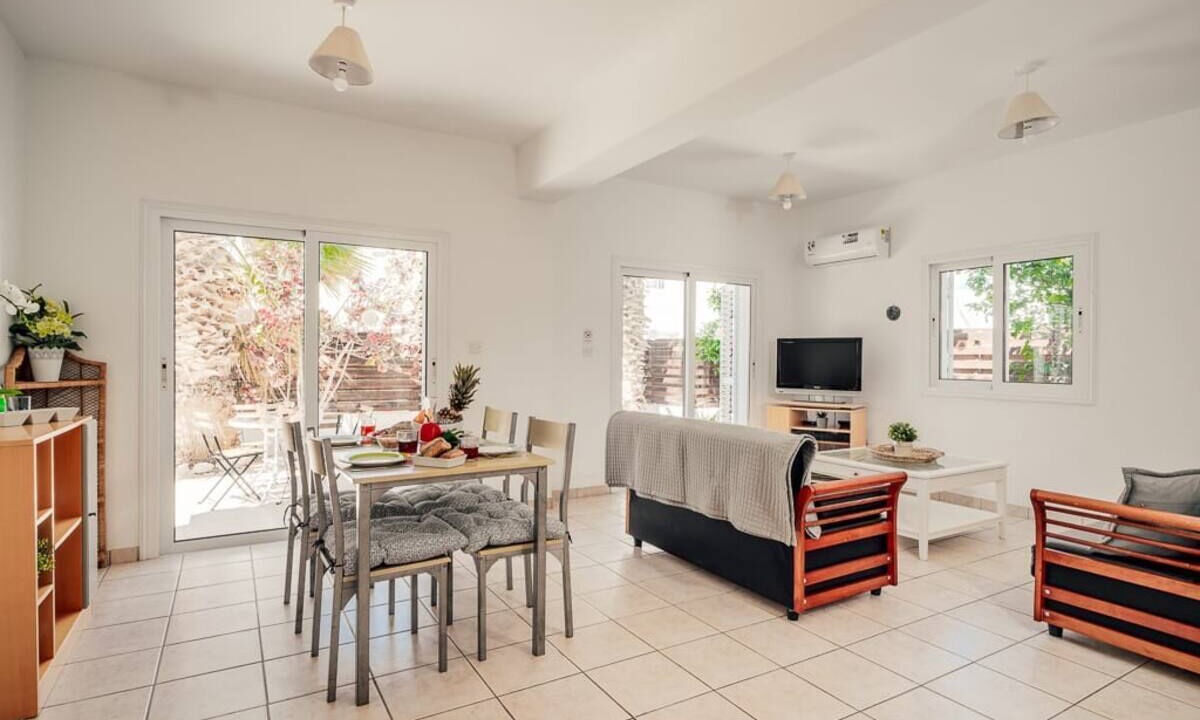 Photo of Livingroom in Pernera