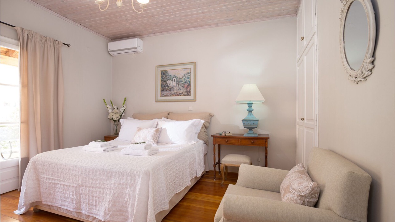 Photo of Bedroom in Alepou
